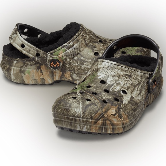 Crocs Kids’ Realtree APX® Lined Classic Clog Sandals | J4 | Multi | NO BOX - Picture 2 of 13